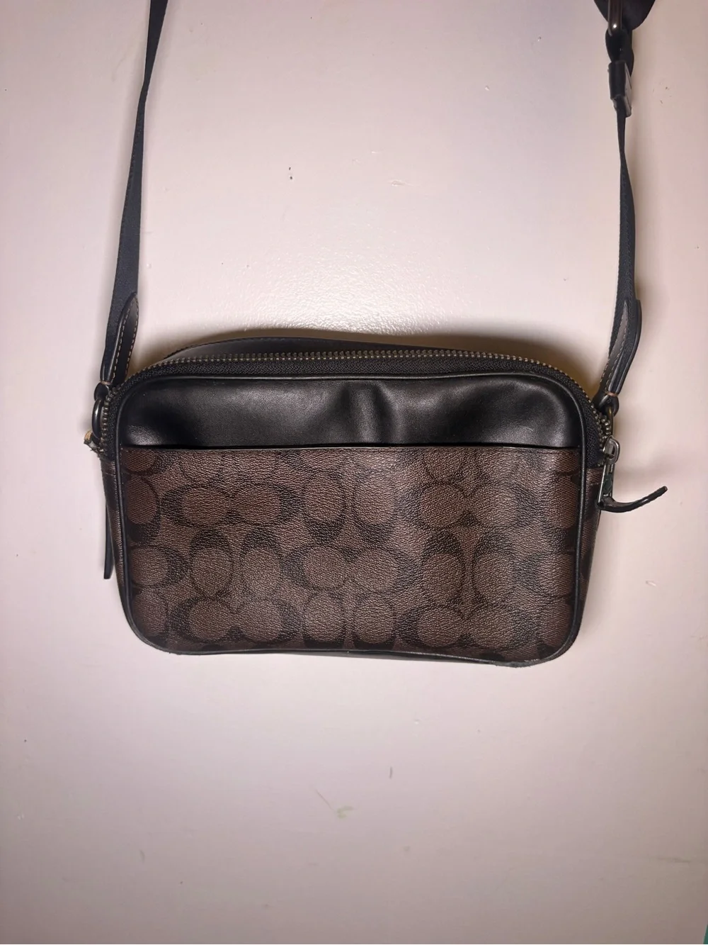 Coach Men’s Brown Signature Canvas Messenger with Tan Stripe